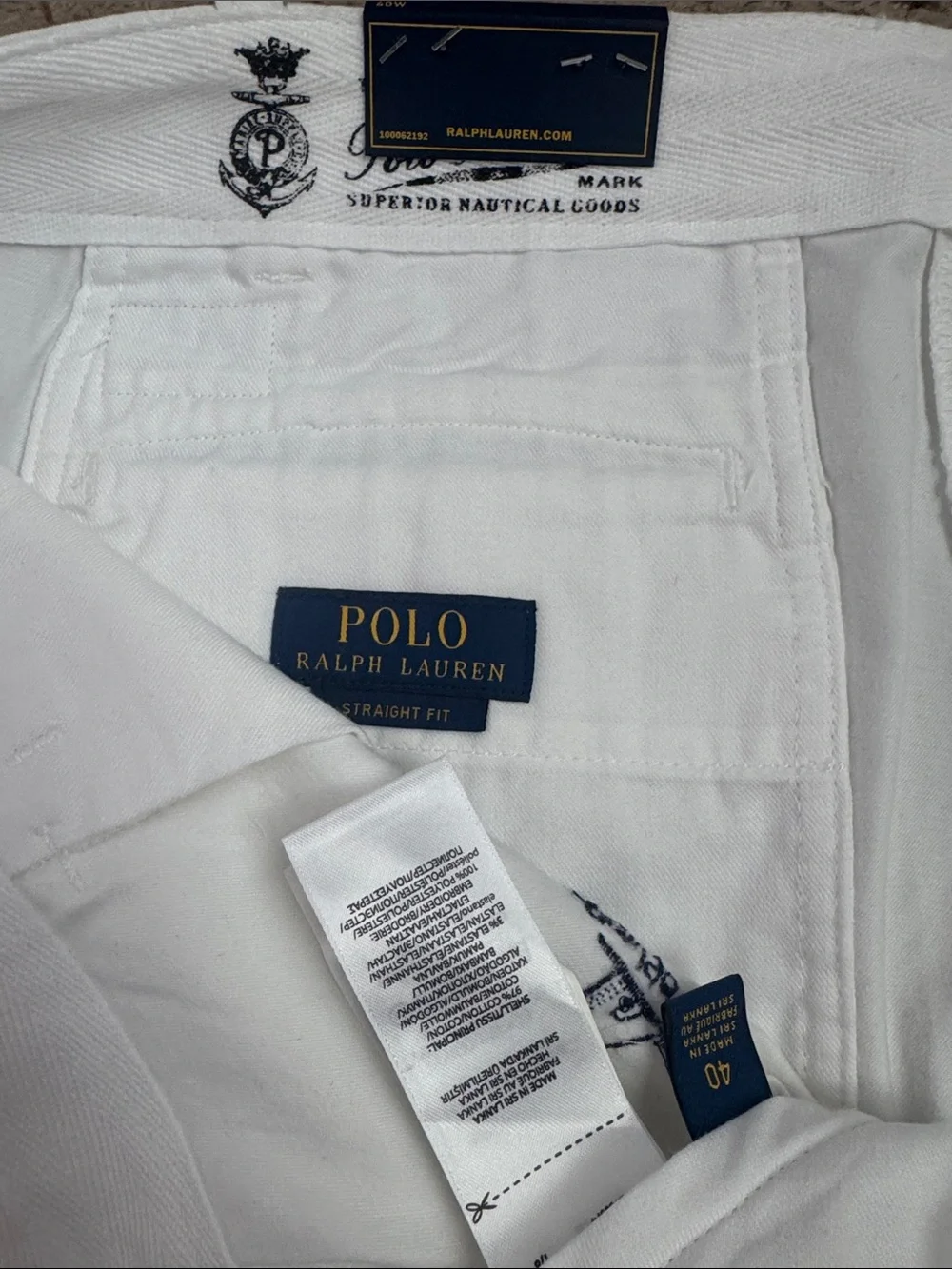 Polo by Ralph Lauren White Men's Flat-Front Lighthouse Embroidered Shorts - Picture 2 of 6